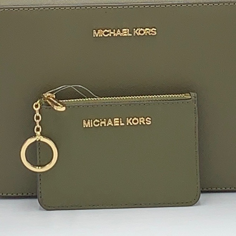 MICHAEL KORS SMALL TOP ZIP COINPOUCH WITH ID KEYCHAIN CARDHOLDER WALLET
OLIVE - Picture 13 of 16